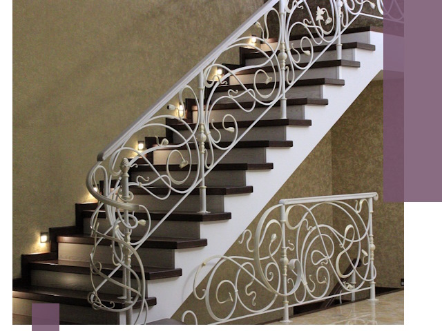 Кованые лестницы под ключ в Красноуфимске — изготовление и монтаж