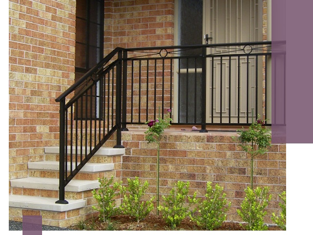 Уличные перила из металла под ключ в Красноуфимске