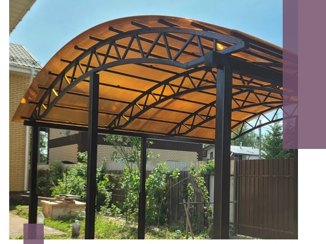 Изготовление навесов под ключ в Красноуфимске из качественных материалов