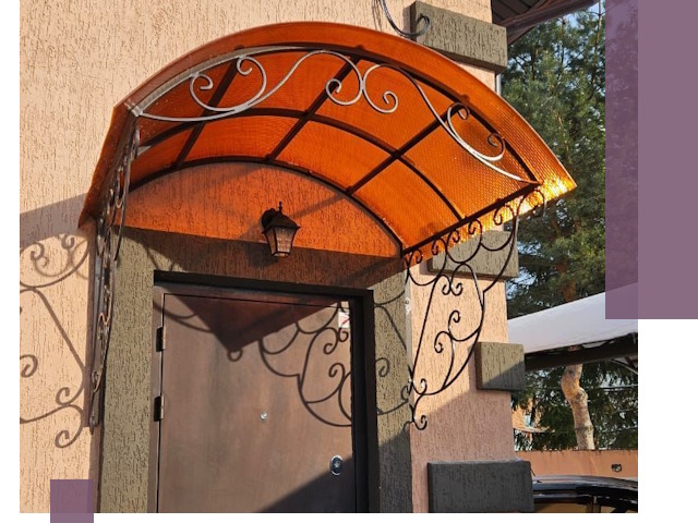 Демонтаж козырьков в Красноуфимске быстро и безопасно