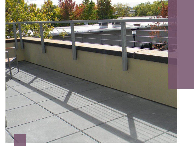 Металлические парапеты под ключ в Красноуфимске: монтаж и изготовление