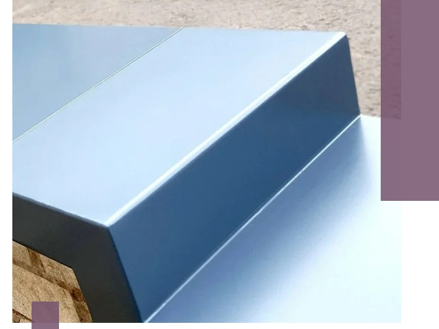 Крышки на парапет в Красноуфимске: изготовление и монтаж под ключ