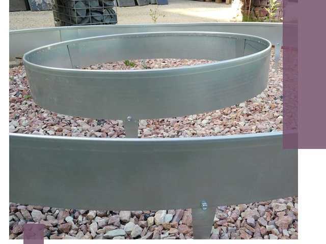 Нержавеющие бордюры под ключ в Красноуфимске — изготовление и монтаж