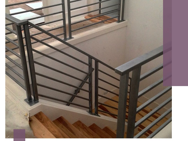 Изготовление поручней из металла и дерева в Красноуфимске